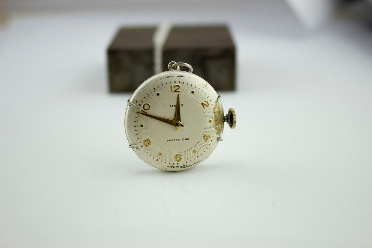 Colgante de plata con reloj antiguo – MarVeloy Joies