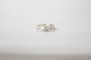 Anillo de plata mini con nombre gabado