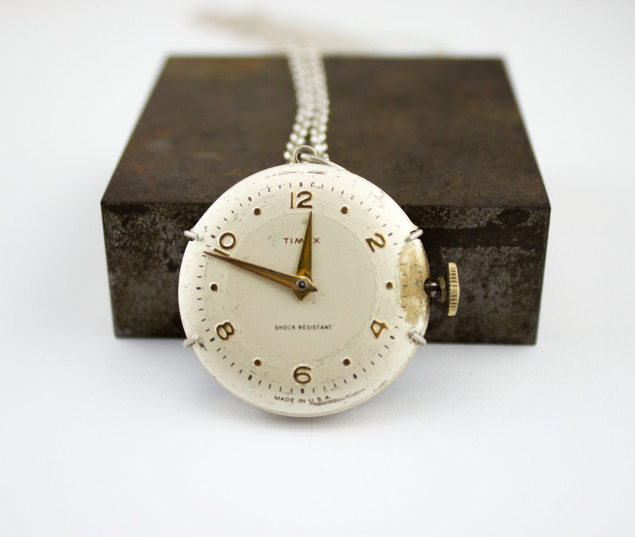 Colgante largo de plata con reloj antiguo